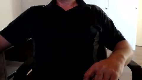 Snapshot of stefan2580 chatting on October 2025 06:57:02 AM Stefan online show from October 2025 06:57:02 AM