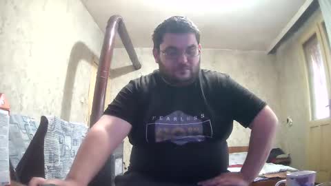 Snapshot of stefan90pt chatting on October 2025 06:28:01 AM Stefan online show from October 2025 06:28:01 AM