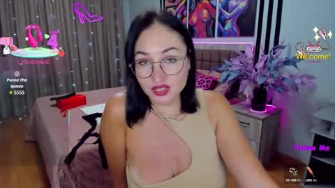 StefanaWinter online show from October 2025 10:24:01 AM