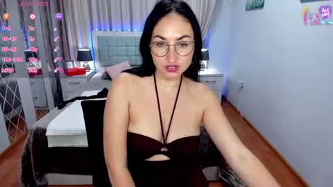 Snapshot of stefanawinter chatting on August 2026 05:21:02 AM StefanaWinter online show from August 2026 05:21:02 AM