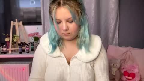 Snapshot of stefani_art chatting on July 2026 05:37:02 PM Stefani online show from July 2026 05:37:02 PM