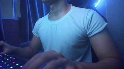 Stefann Salvatore online show from November 2025 05:44:01 AM