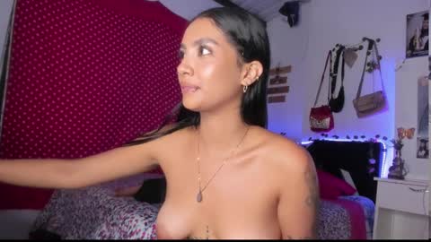 Im MiaIts my first day here  online show from December 2024 06:17:02 AM