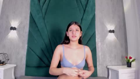 Stefany online show from December 2025 11:29:01 AM