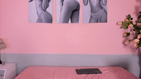 Stefany online show from March 2026 11:44:02 AM