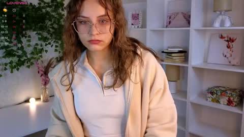 Snapshot of steffaniebrais chatting on October 2025 02:11:01 AM Steffani online show from October 2025 02:11:01 AM
