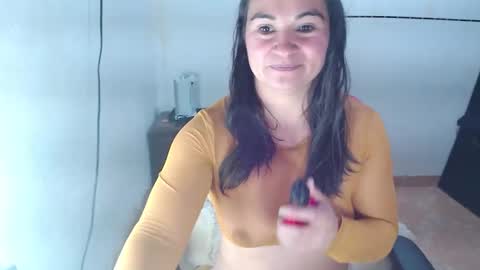 StefiAlizon online show from September 2025 10:11:01 PM