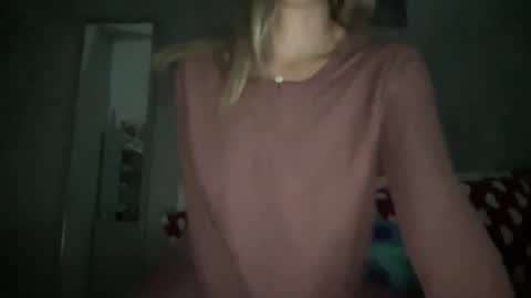 stefy_glow online show from November 2025 11:27:02 PM