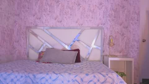 Steicy online show from March 2026 12:00:02 PM