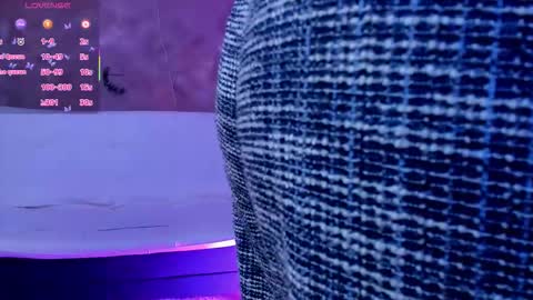 stella online show from December 2025 07:33:02 PM