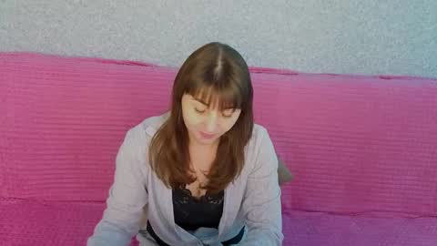 Snapshot of steladream chatting on April 2026 09:19:02 AM Stela online show from April 2026 09:19:02 AM