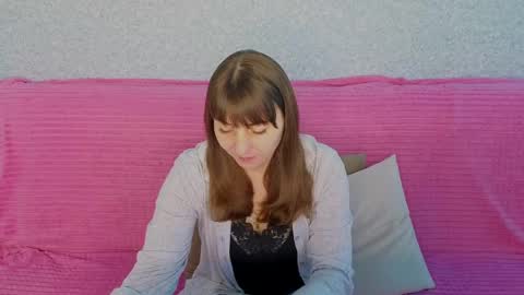 Snapshot of steladream chatting on April 2026 09:29:01 AM Stela online show from April 2026 09:29:01 AM