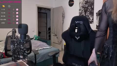 Snapshot of stella_and_carol chatting on September 2025 02:51:01 PM Diana online show from September 2025 02:51:01 PM