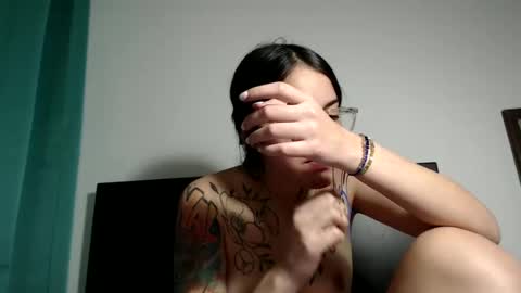 Snapshot of stella_art chatting on February 2025 09:56:02 AM Stella online show from February 2025 09:56:02 AM