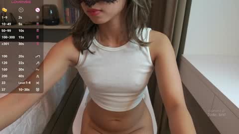 Snapshot of stella_land chatting on June 2026 04:02:02 PM Stella online show from June 2026 04:02:02 PM