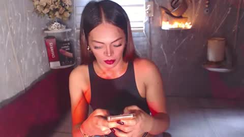 stella online show from November 2025 01:05:01 AM