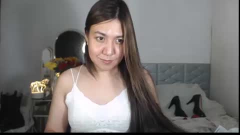 Stella online show from November 2025 12:22:02 AM