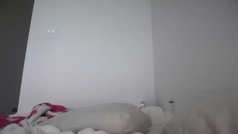 Snapshot of stellapearl chatting on October 2025 09:13:01 PM stellapearl online show from October 2025 09:13:01 PM