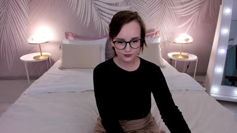 Stella online show from February 2025 08:21:02 AM