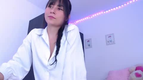 MIA online show from April 2026 04:20:02 AM