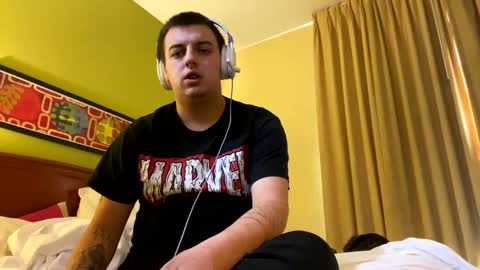 Snapshot of stepbro18 chatting on February 2025 09:26:02 PM Honestly Im a slut I have a high sex drive and I love talking to people off this platform online show from February 2025 09:26:02 PM