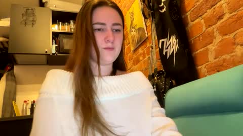 Snapshot of steph_sweet chatting on January 2025 10:52:01 PM Emma online show from January 2025 10:52:01 PM