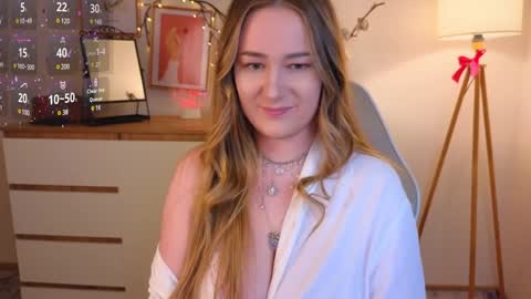 Snapshot of steph_sweet chatting on January 2025 02:02:01 PM Emma online show from January 2025 02:02:01 PM