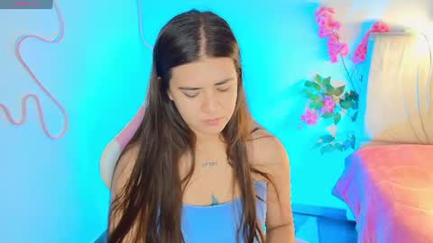 Snapshot of stepha_sweet chatting on June 2026 04:04:01 AM Emma online show from June 2026 04:04:01 AM