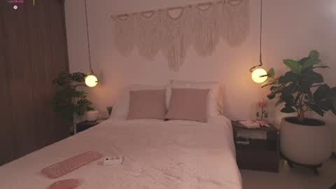 stephania_let online show from July 2026 11:50:01 AM