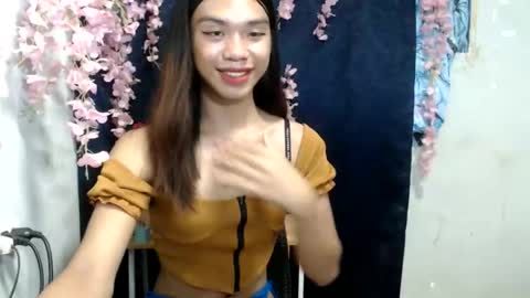 stephanie_zee online show from May 2026 02:24:01 PM