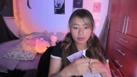 Stephanie  online show from March 2026 01:18:01 AM