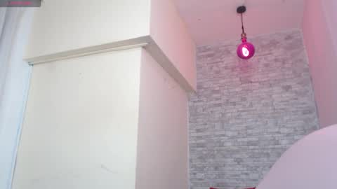 stephany_rodriguez_ online show from September 2025 01:27:02 PM