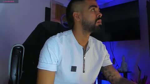 Snapshot of stephenbrown_ chatting on May 2026 10:29:01 PM ................ online show from May 2026 10:29:01 PM