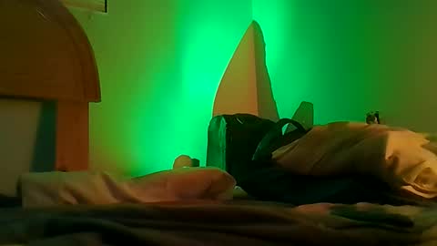 sterng123 online show from October 2025 06:43:01 AM