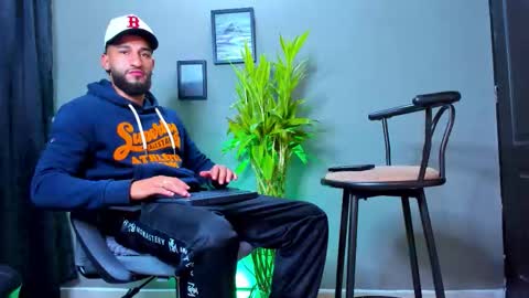 Steve  online show from October 2025 10:57:02 AM