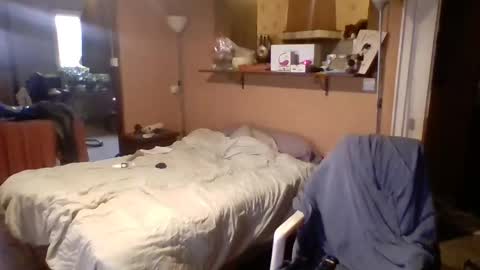 stevefromfrance online show from December 2024 01:38:02 PM