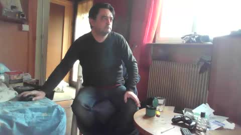 stevefromfrance online show from December 2024 12:52:02 PM