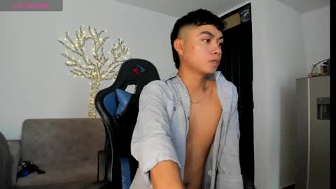 Esteban online show from October 2025 09:46:01 PM