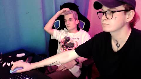 Steve online show from October 2025 02:58:02 PM