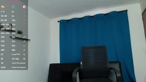 Snapshot of steventorres_ chatting on July 2026 03:21:02 PM S T E V E N - IG stevn td7 online show from July 2026 03:21:02 PM