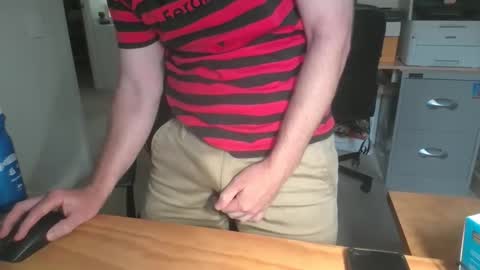 SteveTheTigerr online show from January 2026 04:38:02 AM