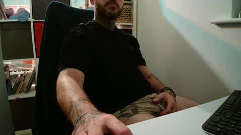 Snapshot of stevie_rae chatting on November 2025 09:47:01 PM stevie_rae online show from November 2025 09:47:01 PM