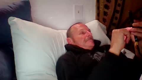 steviehard7 online show from November 2025 08:15:01 AM