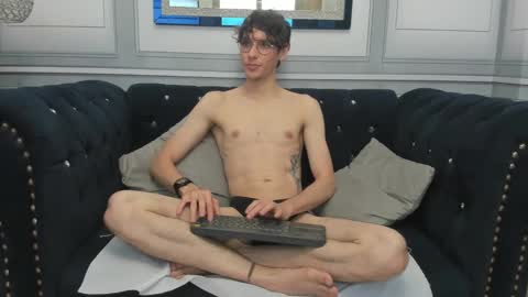 STEFAN online show from March 2025 02:48:02 PM