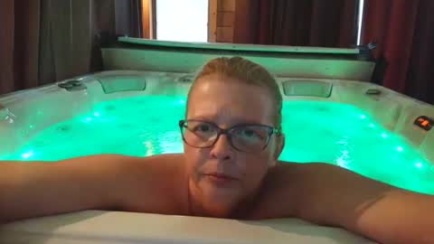 Stickywethoney online show from April 2026 11:56:01 AM
