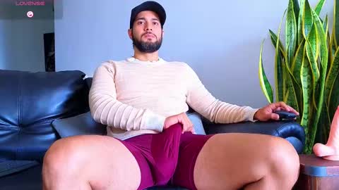 Stiven Montiel online show from October 2025 03:10:02 PM