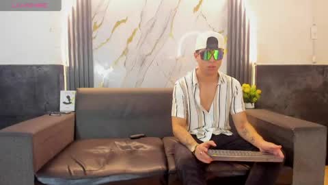 friends online show from April 2026 04:15:01 AM