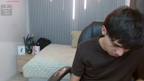 Snapshot of stiwentwink chatting on June 2026 05:50:02 PM Stiwen online show from June 2026 05:50:02 PM