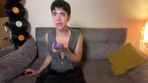 Stolas online show from February 2026 11:44:01 PM