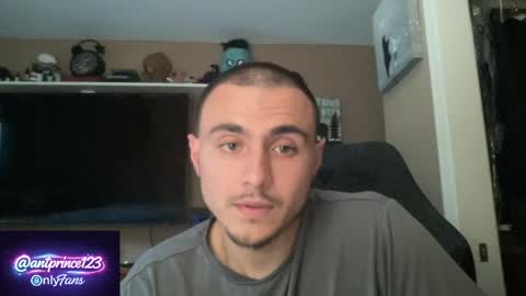 Snapshot of stoner394 chatting on May 2026 02:40:02 AM stoner394 online show from May 2026 02:40:02 AM